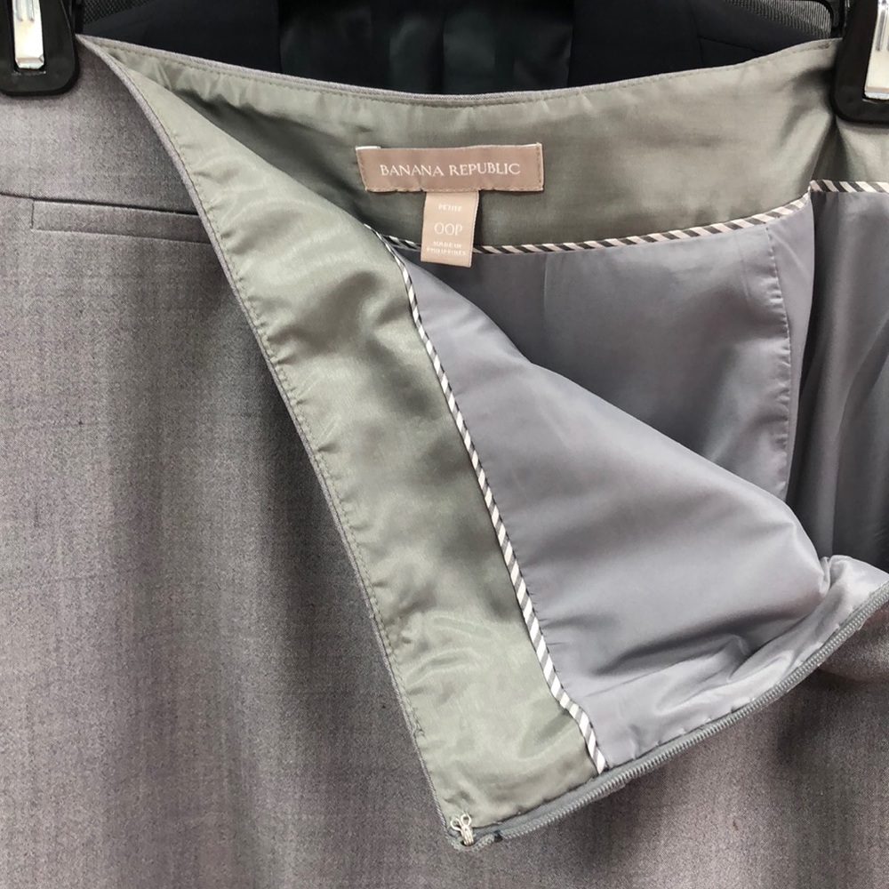 Banana Republic pencil skirt☺️
